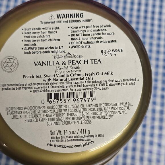 BBW Vanilla & Peach Tea Large 3 Wick Candle White Barn Glass Jar - Picture 2 of 2